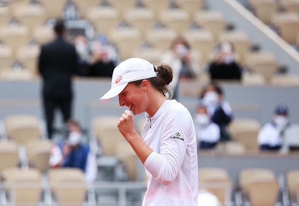 Iga Świątek vs Belinda Bencic w finale w Adelaide! Kupon z ...