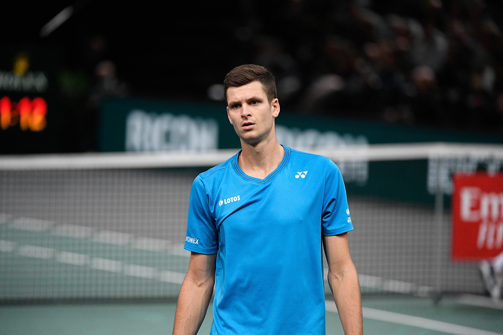hurkacz podczas meczu w Rolex Paris Master 2021
