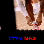 Koszykarz wiąże sznurówki w bucie; NBA 16.01.2022