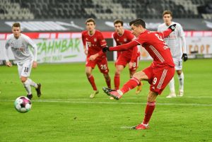 Bayern vs Borussia piłka