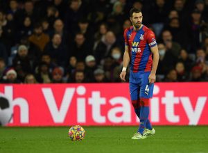 Luka Milivojevic przy rzucie wolnym - kupon SEO Millwall - Crystal Palace 08.01.