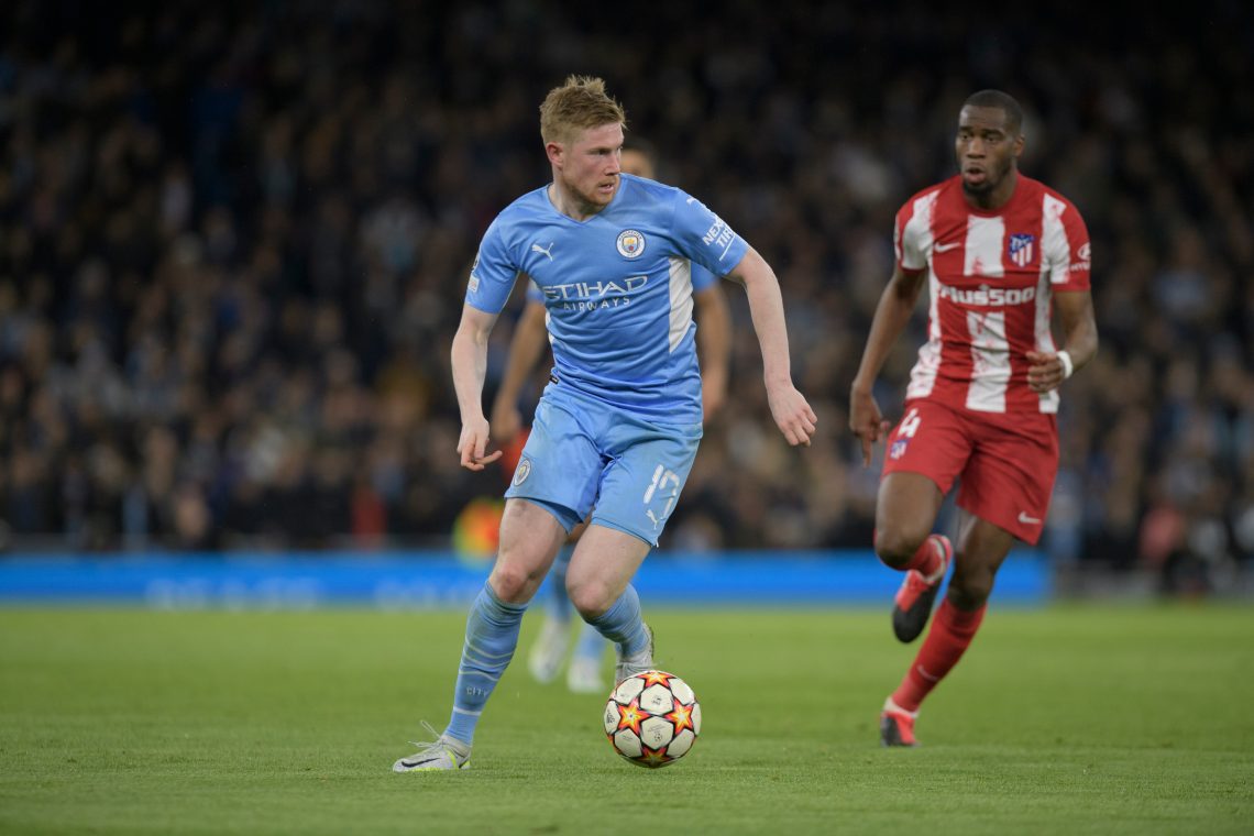 Kevin de Bruyne w pojedynku z Renanem Lodim