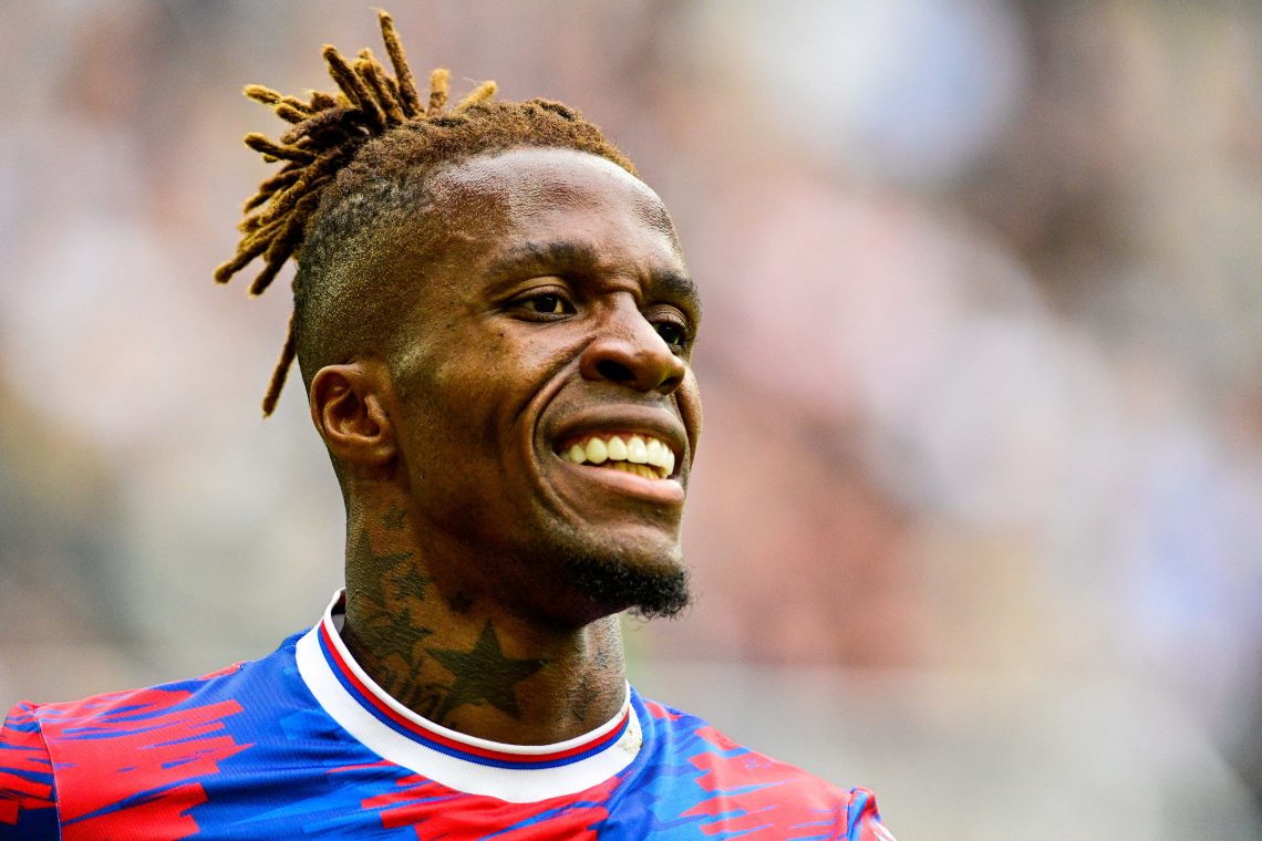 Wilfried Zaha podczas meczu z Chelsea