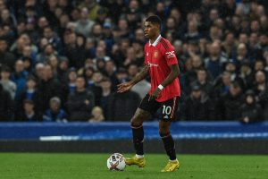 Marcus Rashford z piłką przy nodze