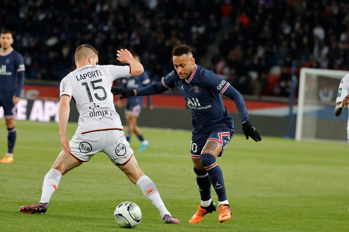 Neymar, Julien Laporte