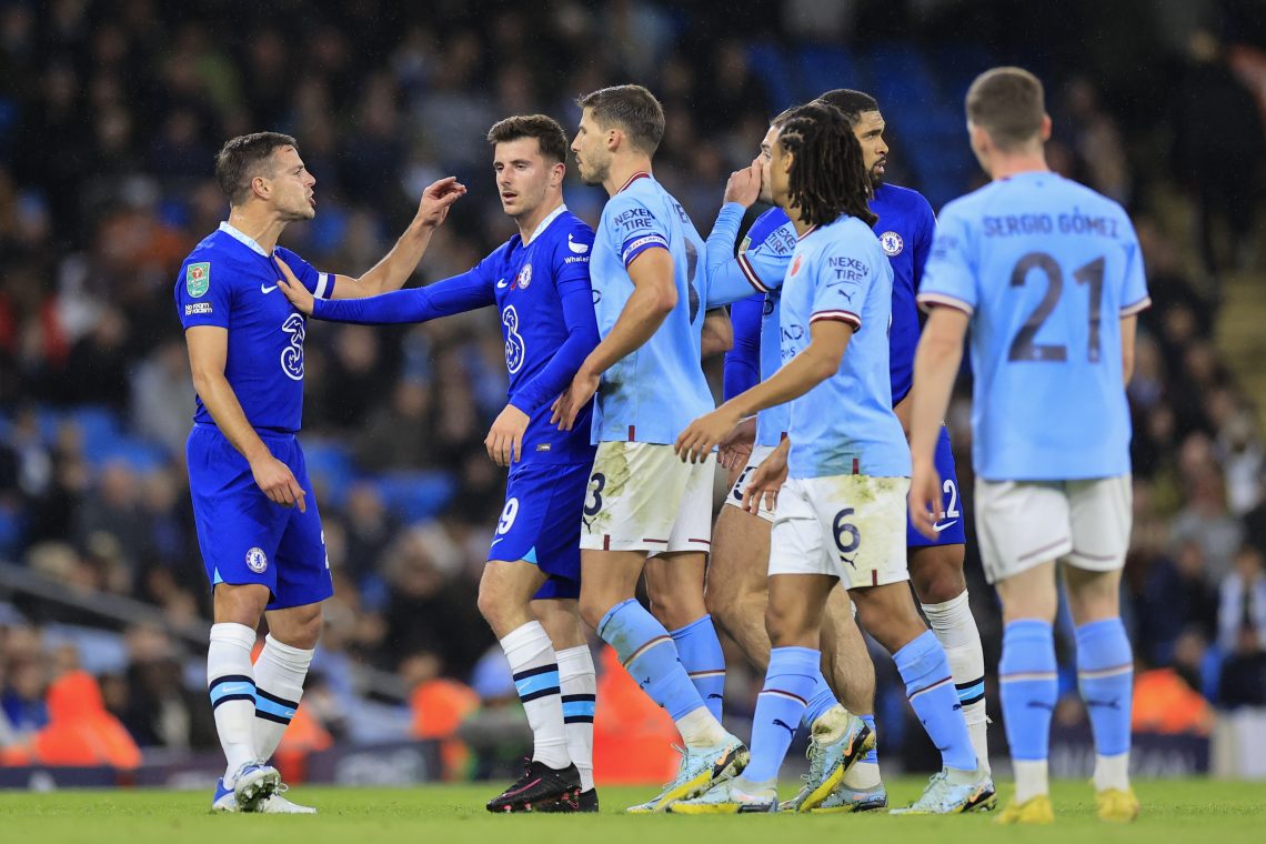 Piłkarze Chelsea i City podczas przepychanki