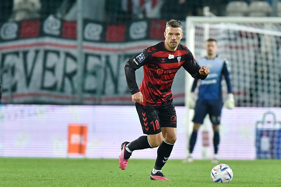 Lukas Podolski w meczu PKO BP Ekstraklasy