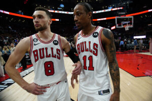 Zach LaVine oraz DeMar DeRozan w trakcie wywiadu; NBA; 14.04.2023