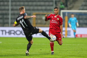 Kamil Grosicki, Carlos Julio Martinez Riva