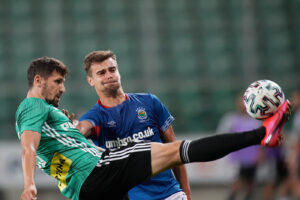 Piłkarze Linfield i Legii