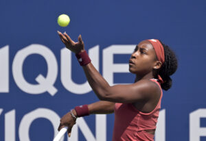 Coco Gauff przed serwisem 11.08.2023