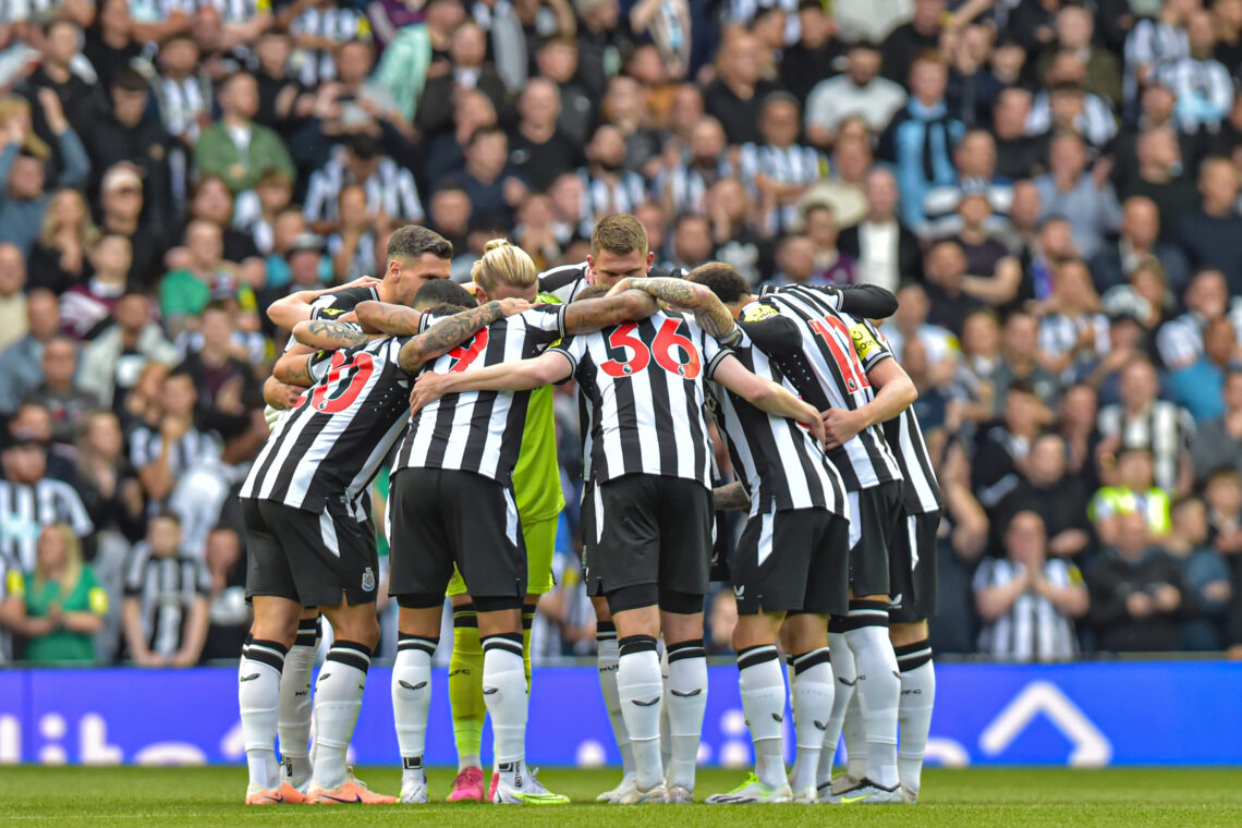 Piłkarze Newcastle przed rozpoczęciem meczu