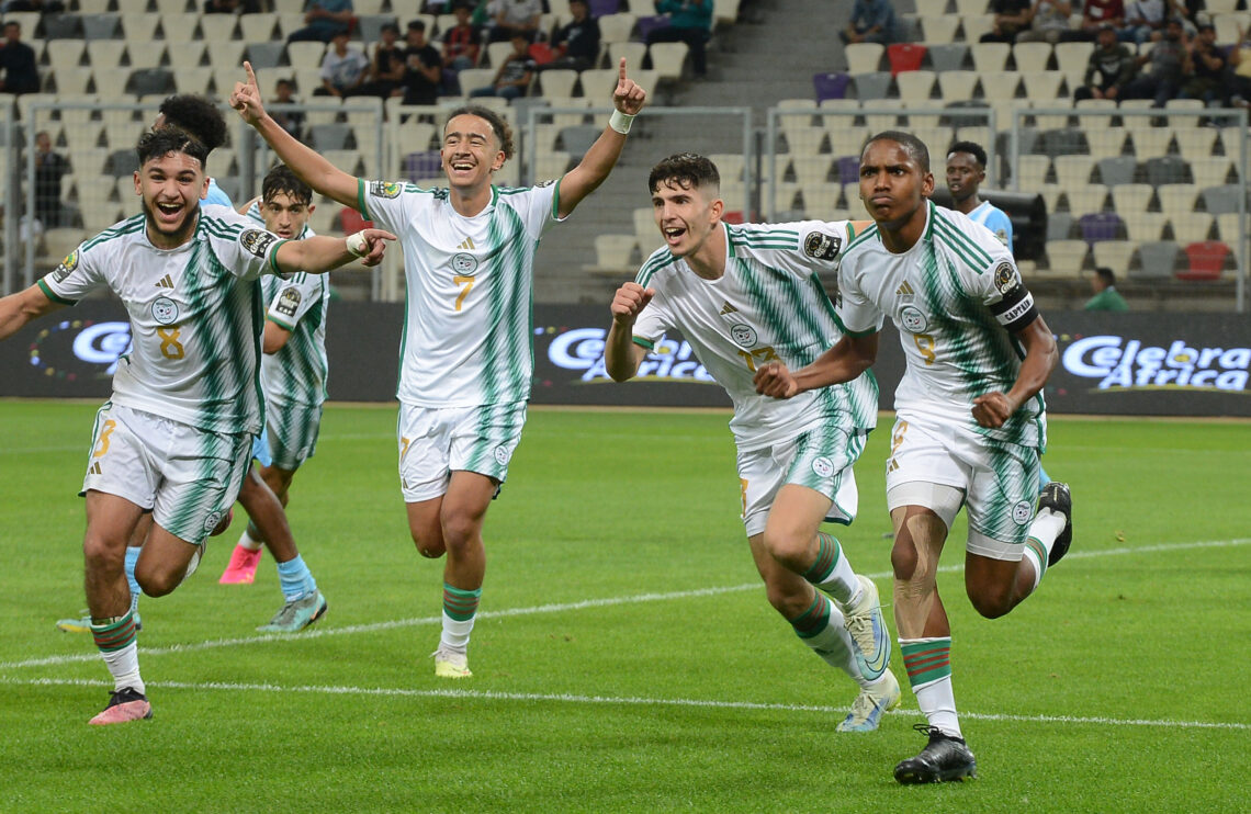 Piłkarze Algierii po zdobyciu bramki