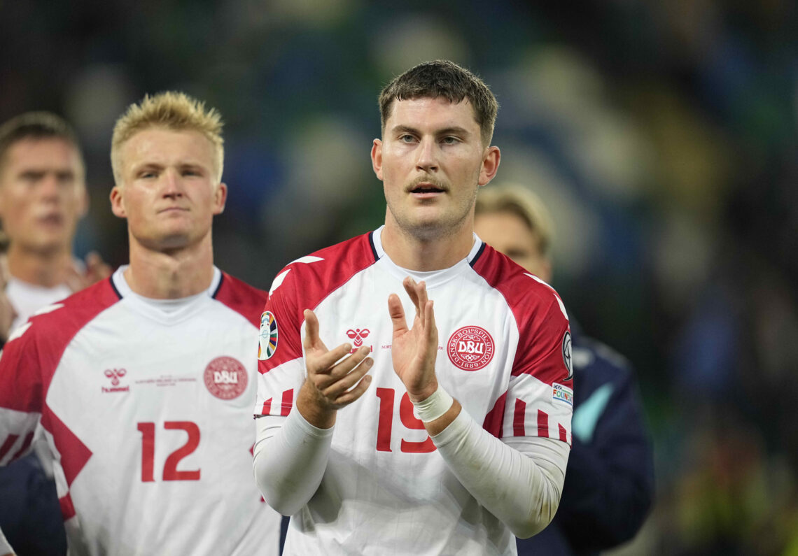 Pilkarze Danii po zakończonym meczu