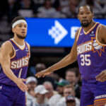 Devin Booker i Kevin Durant' NBA; 23.04.2024