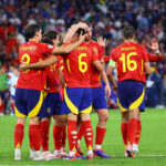 Piłkarze Hiszpanii po zdobyciu gola