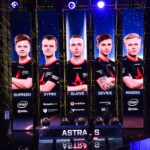 baner z zawodnikami Astralis