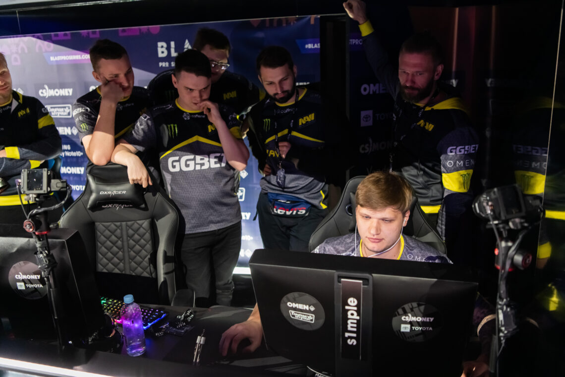 S1mple zawodnik Falcons/Navi