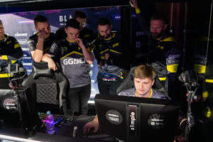 S1mple zawodnik Falcons/Navi