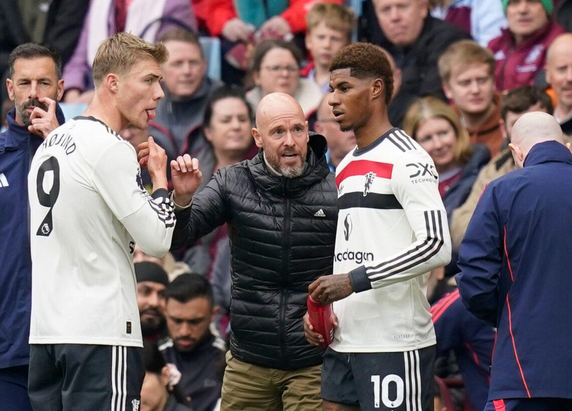 Rashford i Hojlund podczas rozmowy