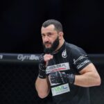 Mamed Khalidov podczas media-treningu