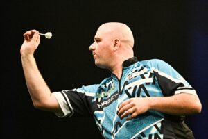 Rob Cross podczas rzutu 13.11.2024