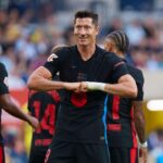 Robert Lewandowski celebrujący gola