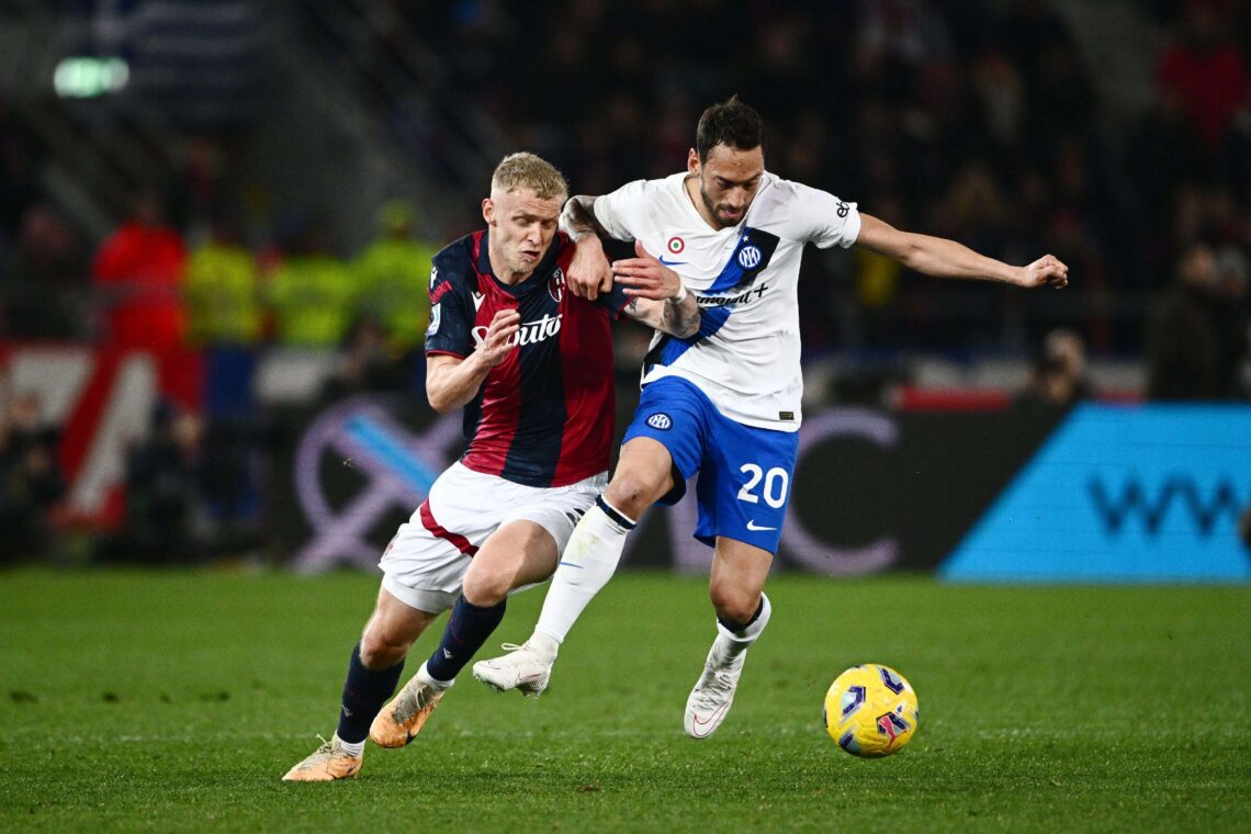 Jens Odgaard i Hakan Calhanoglu