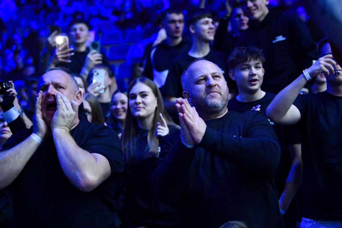 Publika podczas gali MMA