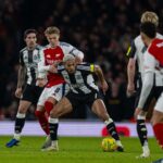 Piłkarze Newcastle i Arsenalu podczas meczu