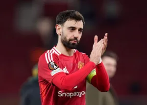 Bruno-Fernandes-bijacy-brawo-po-meczu-Manchesteru-United