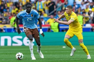 Onana-w-pojedynku-z-Dovbykiem-w-meczu-Belgia-Ukraina