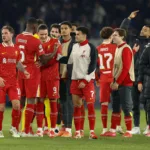 Piłkarze Liverpoolu po wygranym spotkaniu