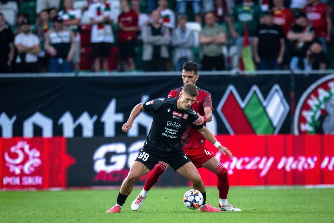 Olimpia Grudziądz - Resovia Typy i kursy. Starcie sąsiadów na remis