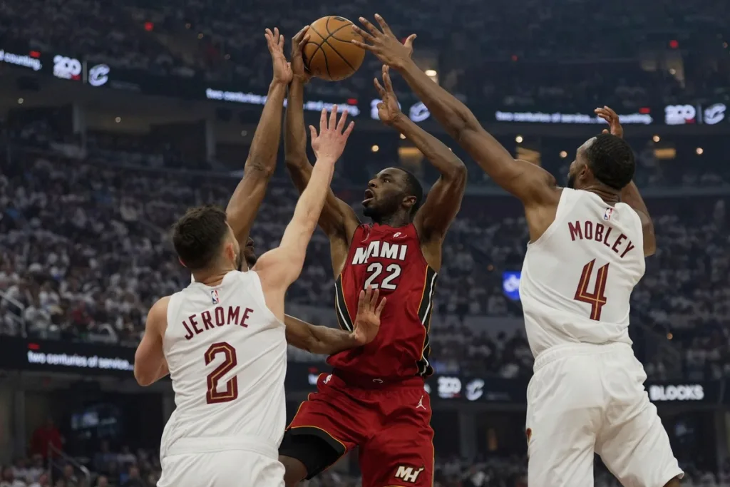Andrew Wiggins, Ty Jerome, Evan Mobley; NBA, 23.04.2025