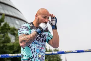 Artur-Szpilka-podczas-media-treningu
