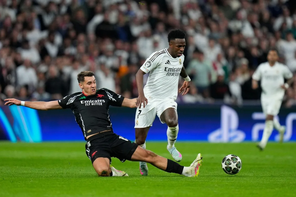 400 PLN za JEDEN odbiór Kiwiora w meczu z PSG! Specjalny bonus w BETFAN!