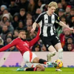 Mazraoui-wykonujacy-wslizg-na-Gordonie