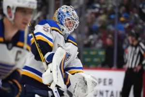 Jordan-Binnington-bramkarz-St-Louis-Blues-w-NHL-foto-Associated Press / Alamy Stock Photo