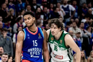 PERRY DOZIER JR (Anadolu Efes)