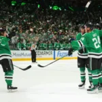 Hokeisci-z-Dallas-Stars-ciesza-sie-po-zdobyciu-bramki-w-NHL-foto-Associated Press / Alamy Stock Photo