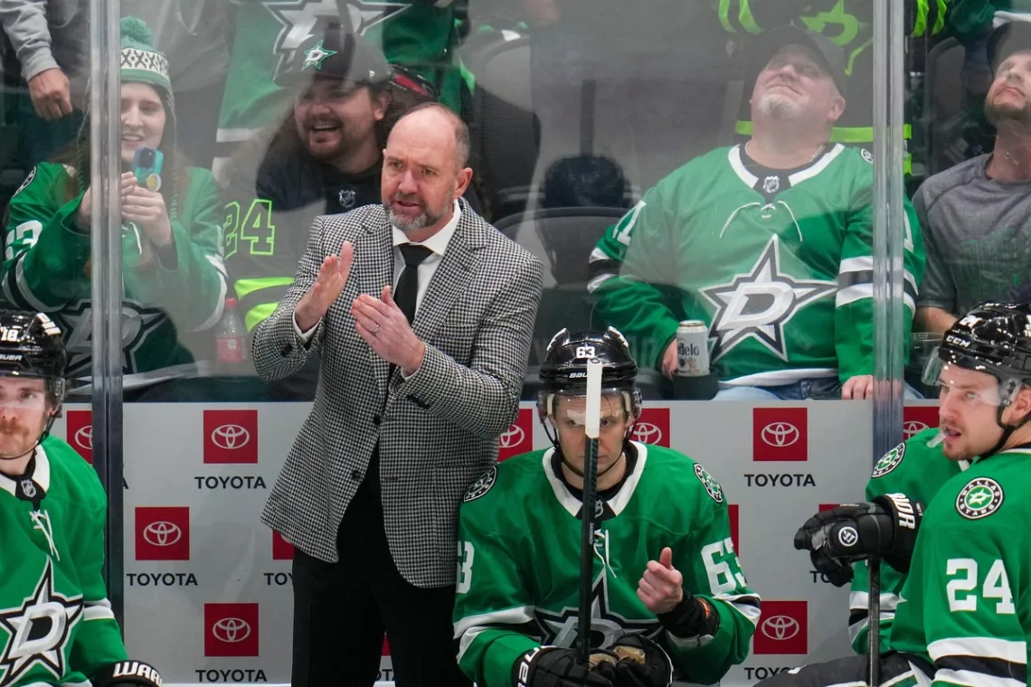 Dallas-Stars-walczy-o-final-Pucharu-Stanleya-w NHL-z-Edmonton-Oilers-foto-Associated Press / Alamy Stock Photo