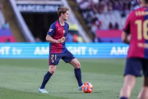 Frenkie de Jong vs Villarreal