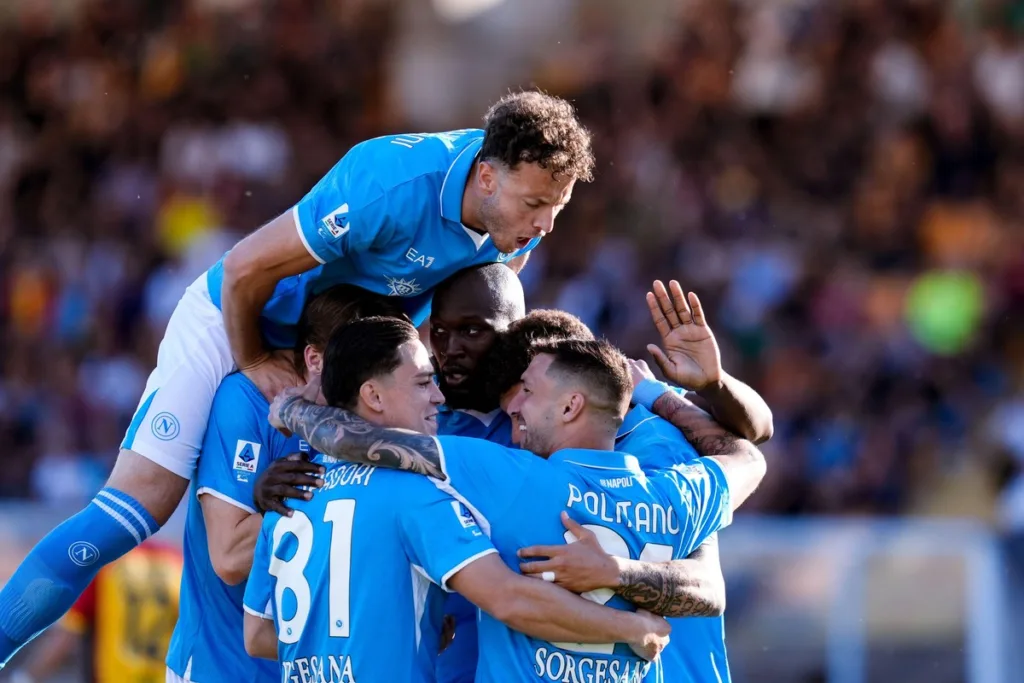 Piłkarze Napoli radość vs Lecce