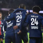 Piłkarze PSG radość vs Strasbourga
