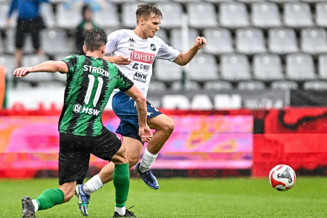 Hutnik Kraków - KKS Kalisz Typy i kursy. To oni okażą się lepsi