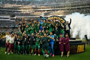 Meksyk-zwyciezsca-Gold-Cup-2023-foto-Associated Press / Alamy Stock Photo
