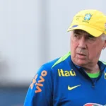 Carlo-Ancelotti-podczas-treningu-Brazylii