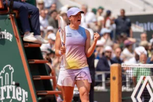 Iga Świątek po wygranym meczu na Roland Garros