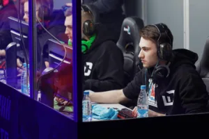 Zawodnicy w buddce podczas turnieju CS:GO